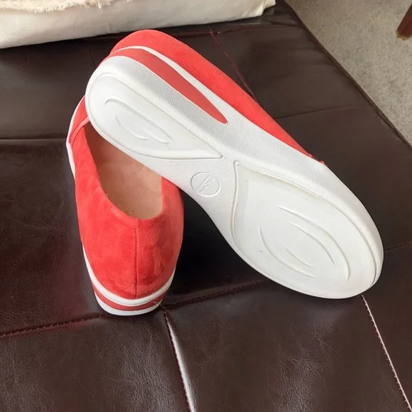 Kenneth Cole Reaction Farrah Sneakers - Picture 4 of 5